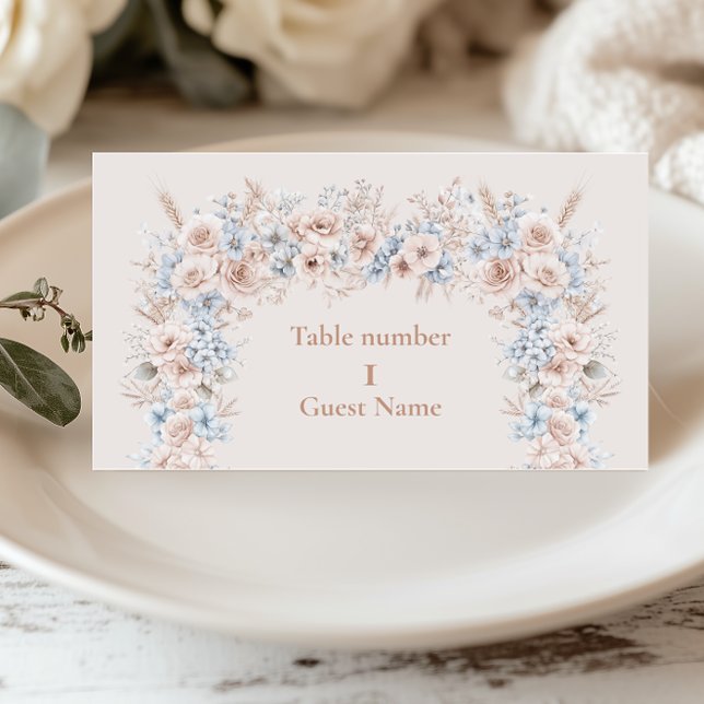 Blush Pink und Blue Watercolor Blumenzehen Platzkarte (Von Creator hochgeladen)