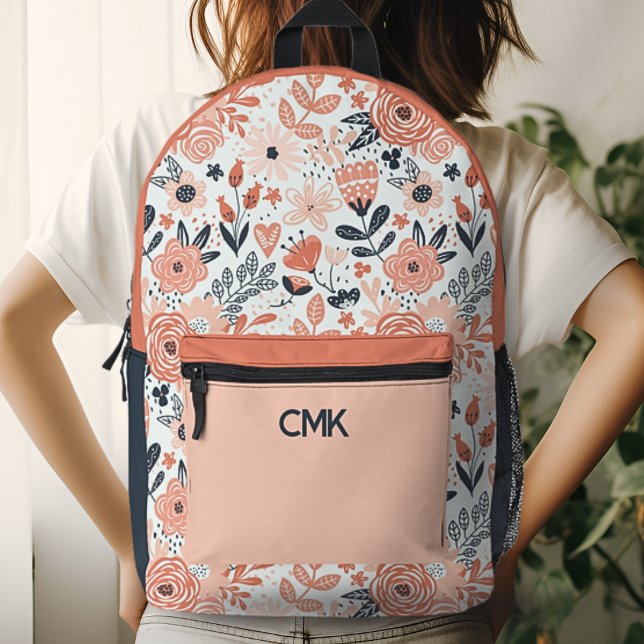 Blush Pink und Navy Blue Modern Floral Monogram Bedruckter Rucksack (Von Creator hochgeladen)