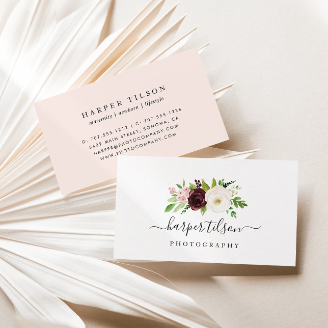 Blush Romance Floral Logo Visitenkarte (Von Creator hochgeladen)