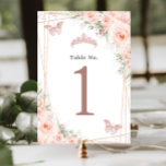 Blush Rose Gold Geburtstag Quinceanera Tischnummer<br><div class="desc">Diese elegante Tischnummer-Karte wurde für die Koordination mit unserer Kollektion Soft Blush Floral und Rose Gold Floral entworfen und verfügt über eine wunderschöne Aquarellblütenblüte, rosa Blüten, Schmetterlinge und eine Goldkrone der Rose. Personalisieren Sie jede Karte mit einer Tischnummer, drücken Sie einfach den Knopf "Bearbeiten mit Designtools", um Stil und Platzierung...</div>