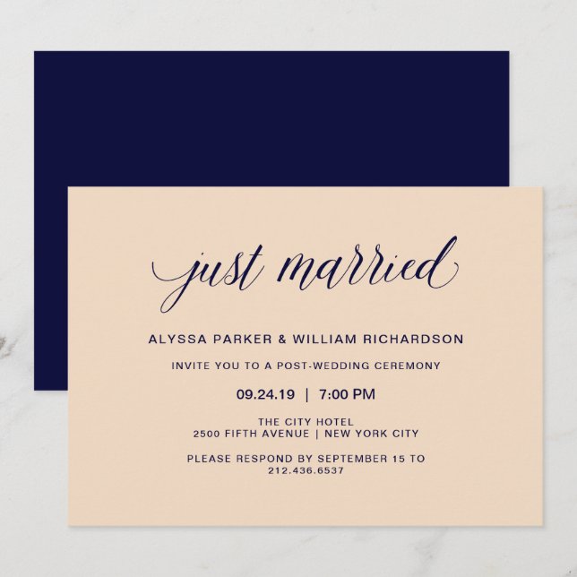 Blush und Navy Typografie nur verheiratete Feier Einladung (Vorne/Hinten)
