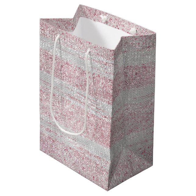 Blush White Sparkle Geburtstag Mittlere Geschenktüte (Vorderseite Schrägansicht)