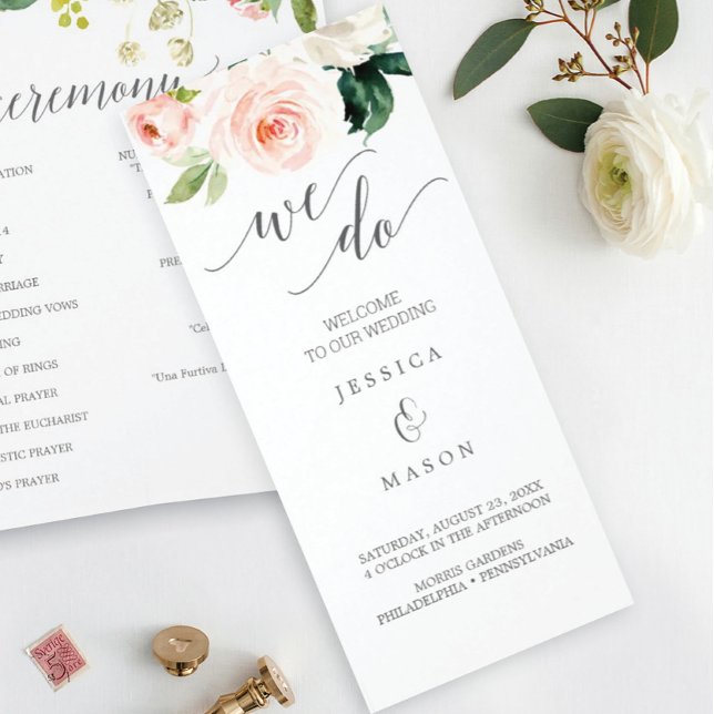 Blushing Blooms Tri-Fold Hochzeitsprogramm (Von Creator hochgeladen)