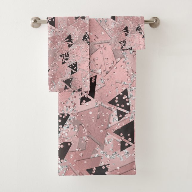 Blushing Rose Pink Gold & Black Triangle Muster Badhandtuch Set (Insitu)