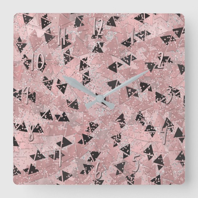 Blushing Rose Pink Gold & Black Triangles Pattern Quadratische Wanduhr (Vorderseite)