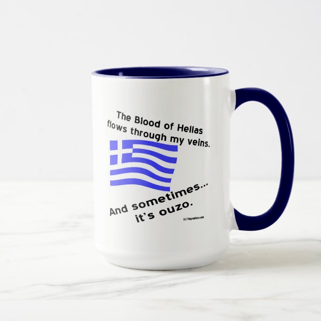 Blut von Hellas fliegt durch Venen, manchmal Ouzo Tasse (Rechts)