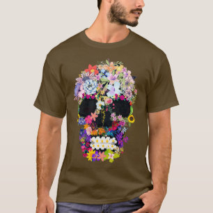Blütenblättrige Eibe, die auf Knochen wachsen T-Shirt