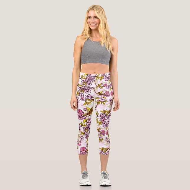 Blutende Kirschblütenmuster Capri Leggings (Vorderseite)