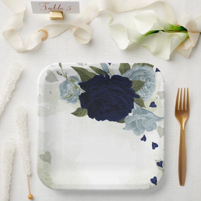 Blütengrün aus staubigen Blumen und marineblauen B Pappteller (Hochzeit)