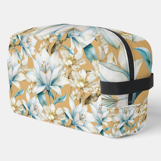 Blütenkalk Waschbeutel (Linke Seite)