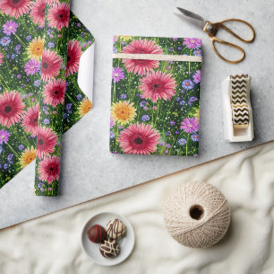 Blütenmuster der rechten Feder Geschenkpapier