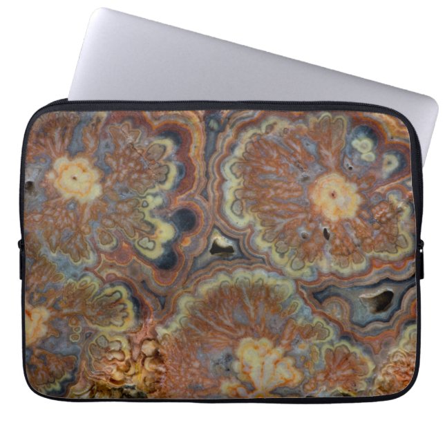 Blütenrohr Onyx Laptopschutzhülle (Vorderseite)