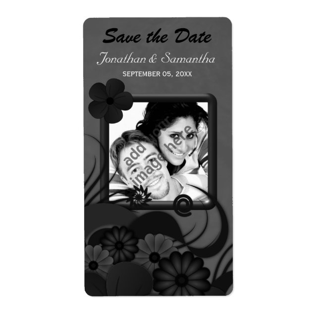 Blütenschwarz und graue Save the Date Weinetikette (Vorne)