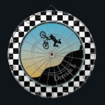 BMX Fahrrad Moto Cross Checkered Dartscheibe<br><div class="desc">Personalisieren Sie das BMX Bicycle Moto Cross Checkered Dart Board mit Ihrem Namen oder Text. Ideal für Ihr Spielzimmer.</div>