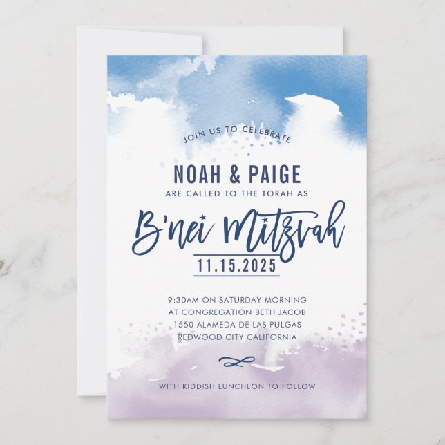 B'NEI MITZVAH handschriftlich, blau und lila Einladung (Vorderseite)