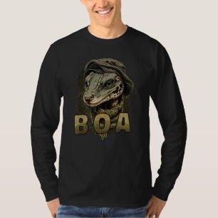 Boa Constrictor Snake in Hat und Scarf Funny Graph T-Shirt