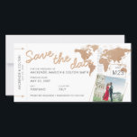 Boarding Pass Save the Date Foto Weltkarte<br><div class="desc">Boarding Pass Save the Date Card mit einer eleganten Imitat Kupfer rostigen Bronze-Folie Weltkarte, modernen boho Schriftart, und 2 Fotos mit abstrakt geometrischen Rahmen um sie herum. Sie können diese Vorlage verwenden, um Ihre eigene Zeitangabe für die Hochzeit in Urlaubsort des Reisethemas zu erstellen, das Design wie besehen verlassen oder...</div>