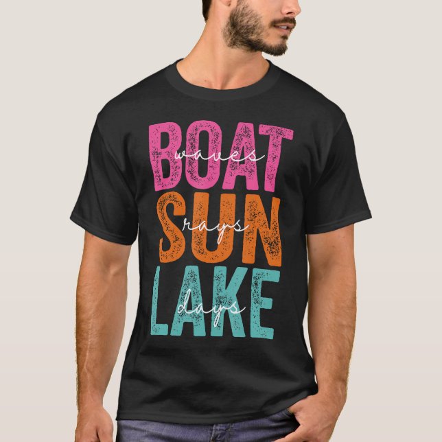 Boat Waves Sun Rays Lake Day Retro Summer Vacation T-Shirt (Vorderseite)