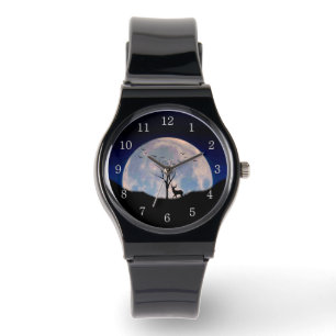 Bock mit großem Geweih gegen Vollmond mit weißen Z Armbanduhr