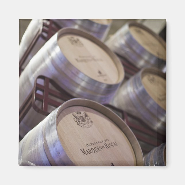 Bodega Marques de Riscal Weingut, Weinkeller Magnet (Vorne)