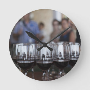 Bodega Marques de Riscal winery, wine tasting Runde Wanduhr