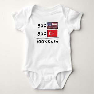 Body 50% américain 50% turc 100% mignon Turquie USA Dr