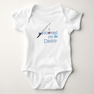 Body Accroché à papa