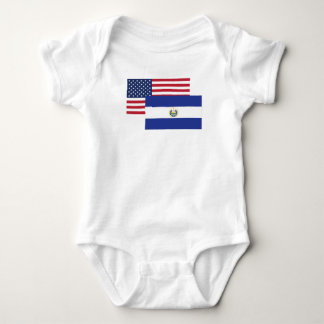 Body Américain et drapeau d'EL Salvadorien