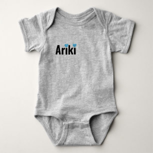 Body Ariki Bébé Nom De Garçon Avec Des Cœurs,