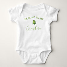 Chemise de grand-mère de bébé