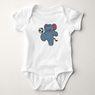 Body Elephant comme joueur de football avec balle de fo