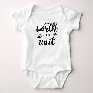 Body En valeur la combinaison nouveau-née infantile de