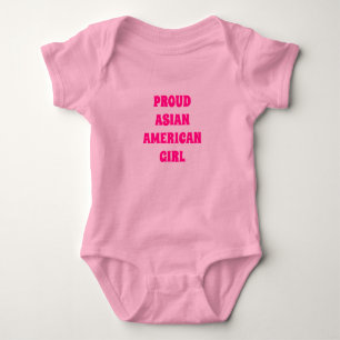 Body Fier Asiatique Américaine Fille rose chaud