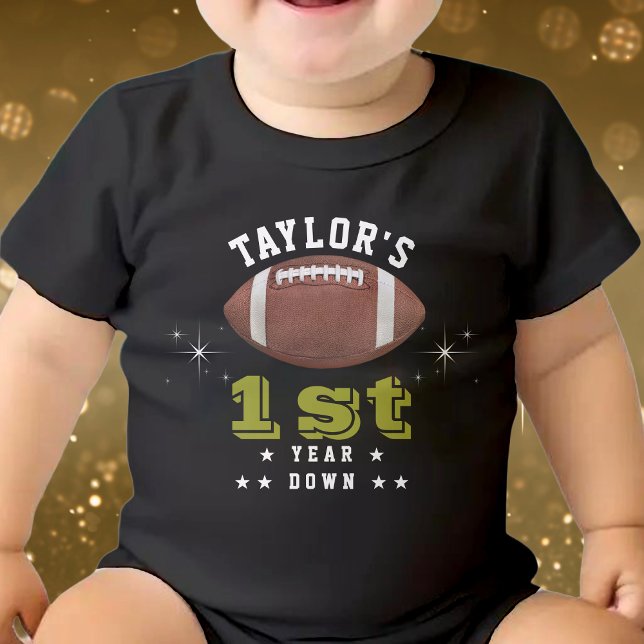 Body Football américain 1er anniversaire (American Football Field 1st Birthday Party Baby Bodysuit)