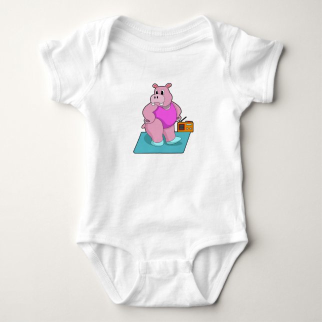 Body Hippo at Fitness with Radio.PNG (Devant)