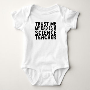 Body Le Faites-moi confiance mon papa est un professeur