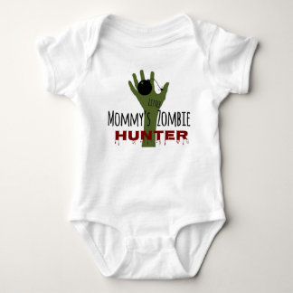 Body Le petit chasseur de zombie de maman morte en marc
