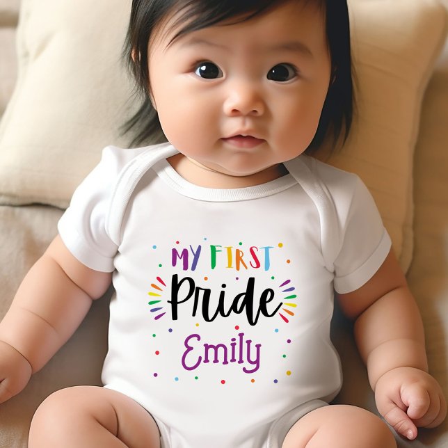 Body LGBT Mon premier maillot de bébé de fierté (Celebrate Pride Day with our adorable baby bodysuit! My First Pride Bodysuit)