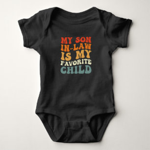 Body Mon gendre est mon enfant préféré, famille groovy