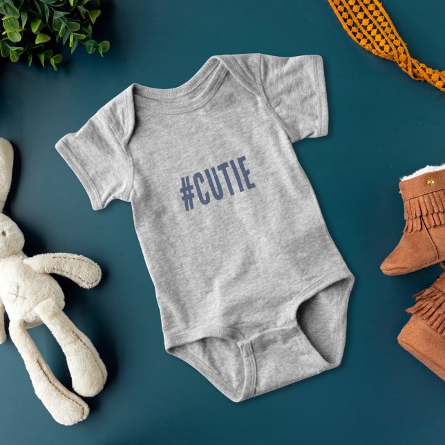 Body Mot d'amour en lettrage artistique (cutie baby bodysuit)
