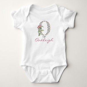 Body Oakleigh Nom Révéler Floral Lettre O Fleur Fille