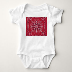Body Paisley, crânes, bandana, design carré.