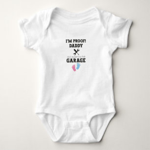 Body Papa n'est pas toujours dans le garage, bébé