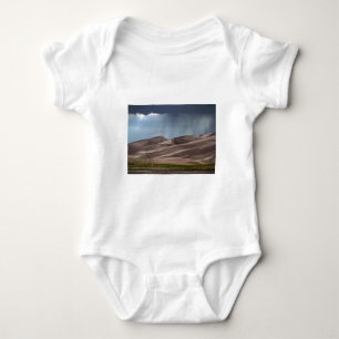 Body Pluie sur les grandes dunes de sable