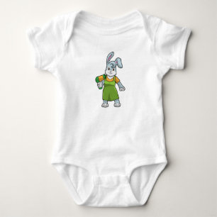 Body Rabbit comme coiffeur avec sèche-cheveux