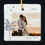 Bohemisch Beach Palm Tree Foto Keramikornament<br><div class="desc">Bohemische Strandpalme und Sterne,  Foto im Urlaubssaal in rustikal staubblau.</div>