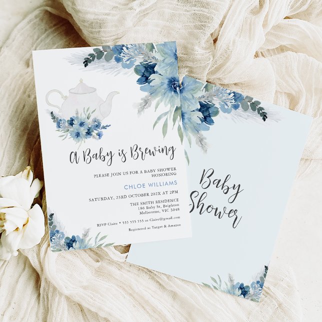 Bohemisch Blue Floral Baby Brewing Baby Showroom Einladung (Elegant boys boho blue floral baby is brewing baby shower invitation also featuring a white teapot.)