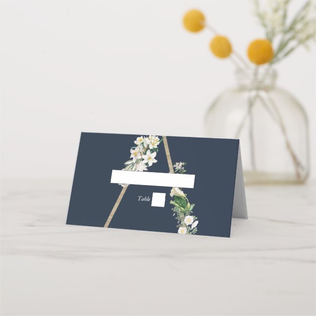 Bohemisch Wood Pyramid White Florals Blue Wedding Platzkarte (Vorderseite)