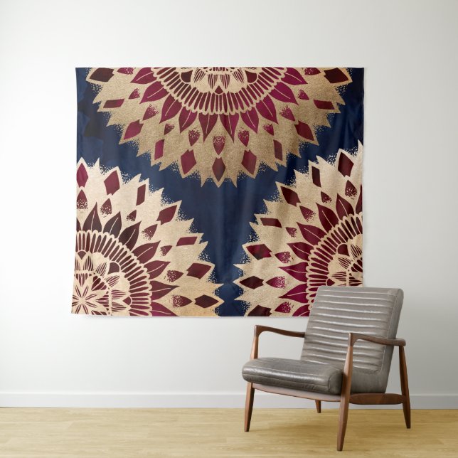Bohemisches Gold Navy Burgundy Hand Drawn Mandala Wandteppich (Beispiel (Horizontal))