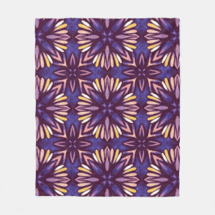 Boho Blossom: Lila künstlerisches Muster Fleecedecke